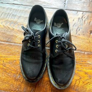 Dr. Marten Oxford shoe. Only worn a couple of times.